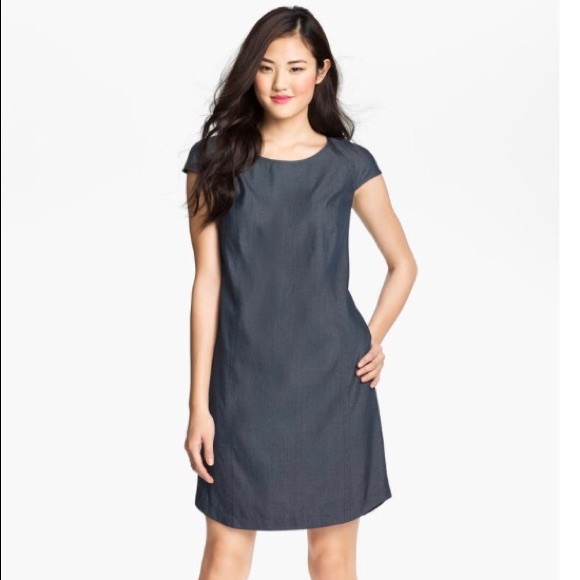 green designer dresses Deep Gown– Teuta Matoshi Color:Black cream swatches-summer-break-mini-dress Let your dress speak This designer set will